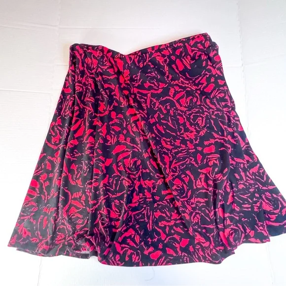 George Red & Black Rose Print A-Line Skirt – XL (16–18) - Picture 3 of 9